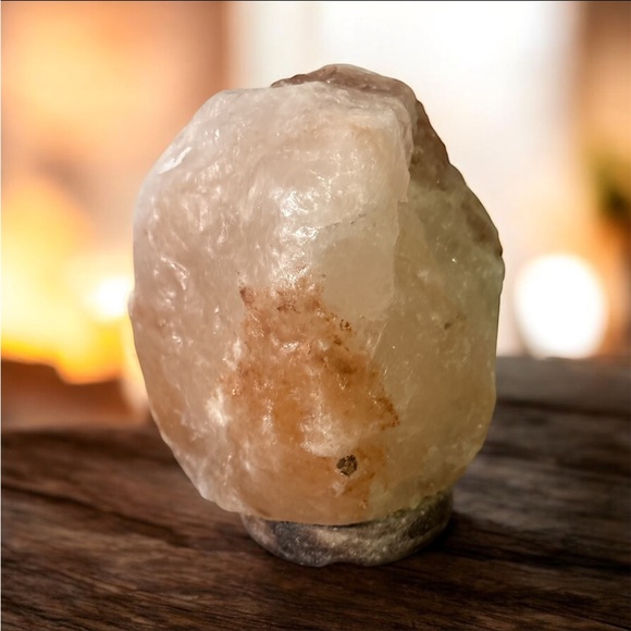 Other - Natural Himalayan Salt Lamp - Cream/Tan Decorative Accent